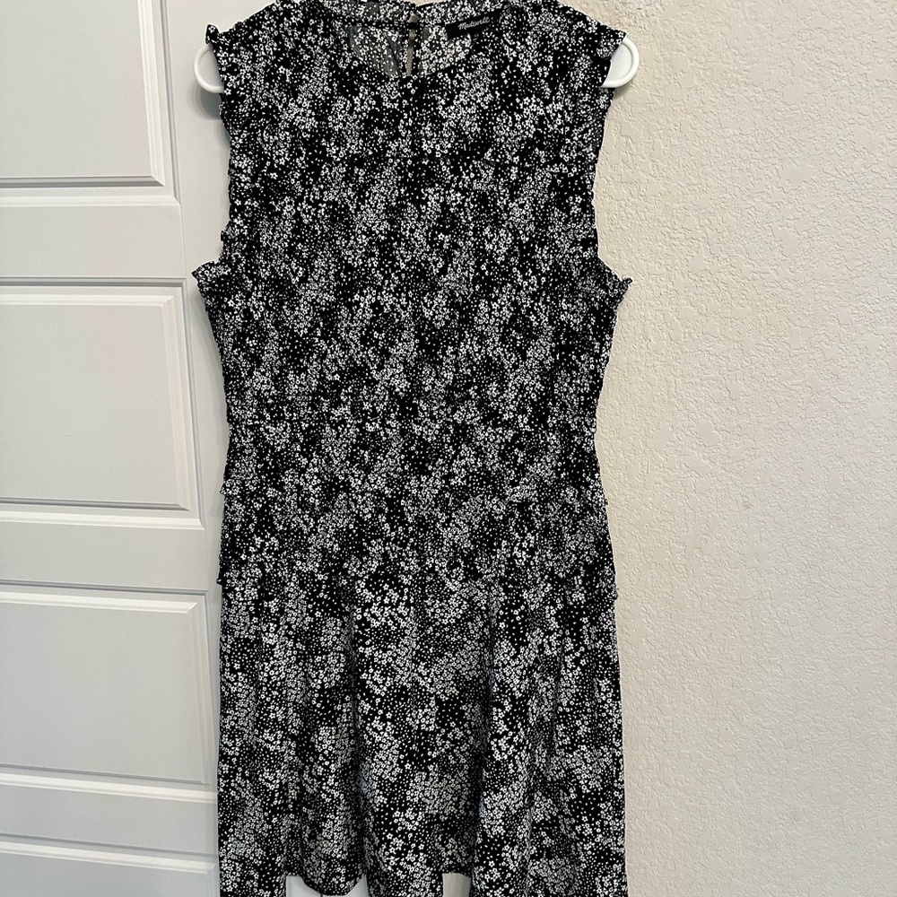 Madewell Black and White Floral Midi Dress